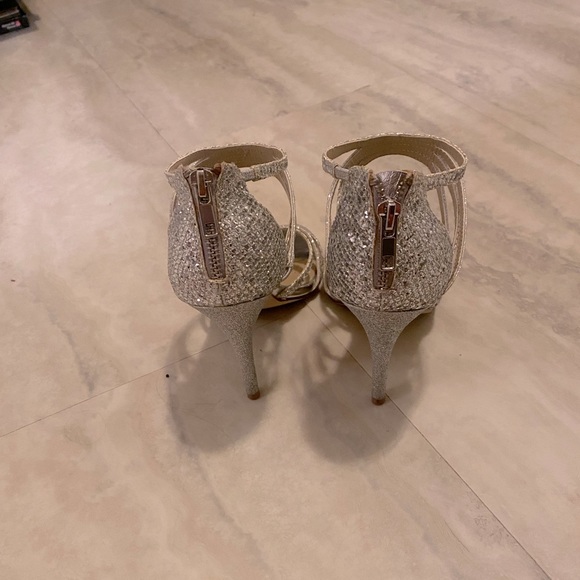 Silver Stilettos size 8.5 - Picture 2 of 7